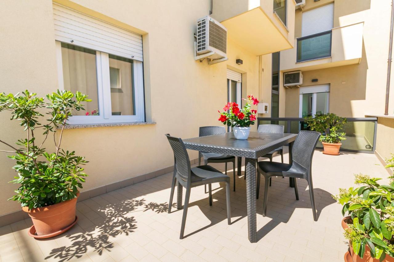 Residence Hotel Le Stelle Rimini Exterior foto